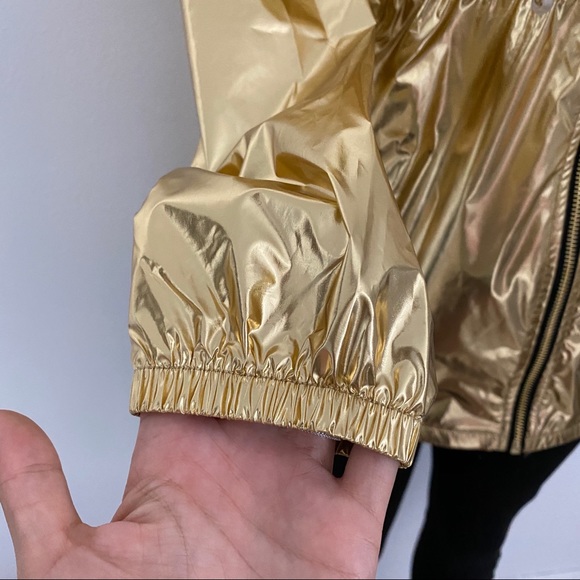 Rare Fila Gold metallic windbreaker jacket hooded - Picture 3 of 14